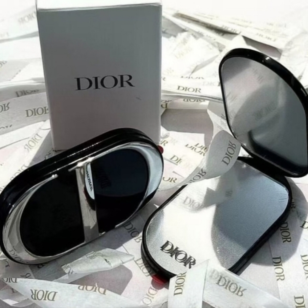 LAST ONE❗️NIB DIOR 2024 Phone Stand + Mirror Luxury Accessory - Picture 10 of 14
